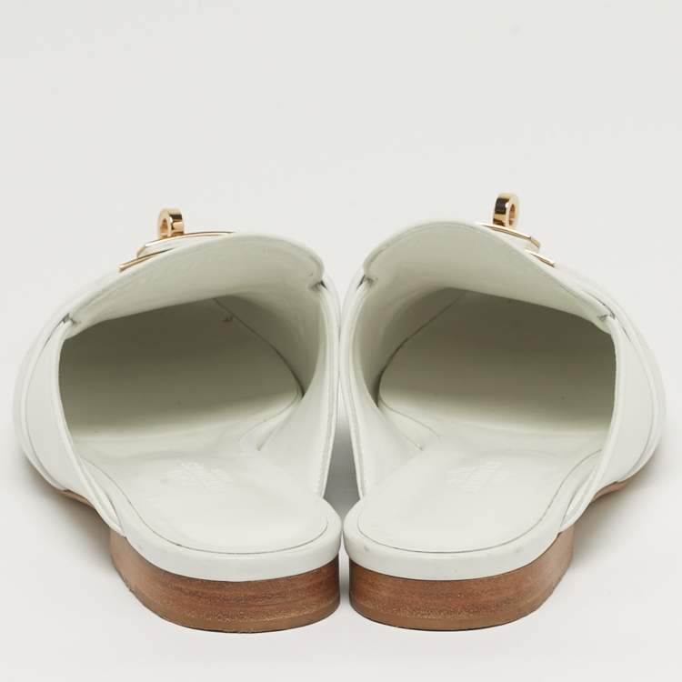 مملوكة مسبقًا Hermes Oz Size 36 White Leather Palladium Plated Mules