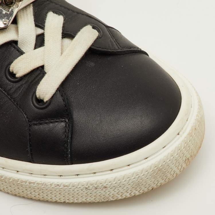 Pre Owned Hermes Day Size 36 Black Leather Low Top Sneakers