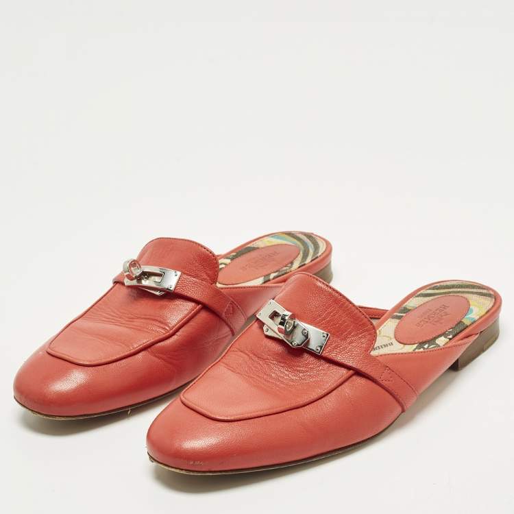 Pre Owned Hermes Oz Size 36.5 Red Leather Flat Mules