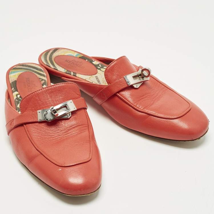 Pre Owned Hermes Oz Size 36.5 Red Leather Flat Mules