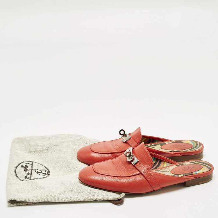 Pre Owned Hermes Oz Size 36.5 Red Leather Flat Mules