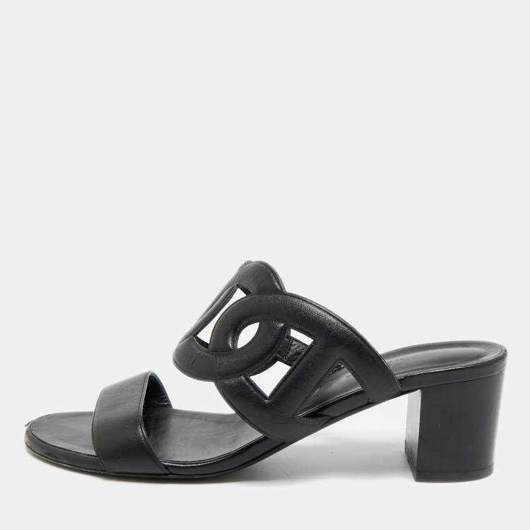 Pre Owned Hermes Bikini Size 38 Black Leather Slide Sandals
