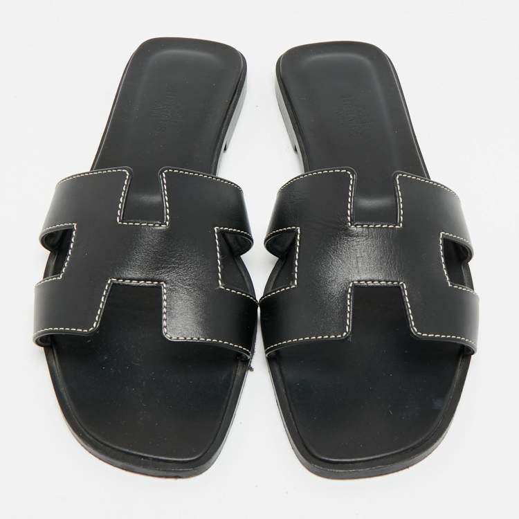 Pre Owned Hermes Oran Size 37 Black Leather Flat Slides