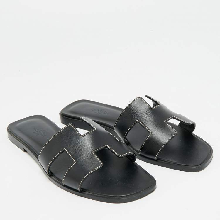 Pre Owned Hermes Oran Size 37 Black Leather Flat Slides