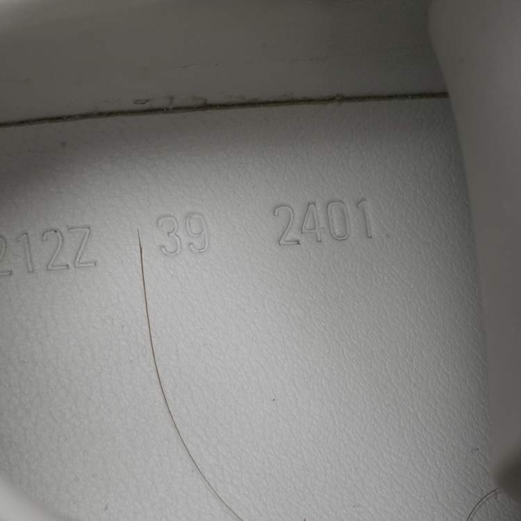 مملوكة مسبقًا Hermes Bouncing Size 39 White/Grey Leather and Suede Lace Up Sneakers