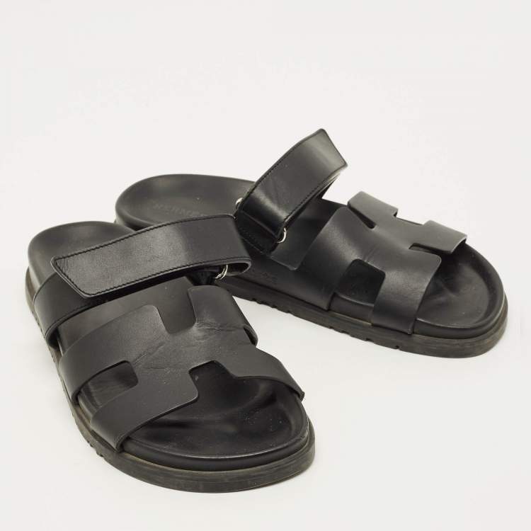 مملوكة مسبقًا Hermes Chypre Size 38 Black Leather Slide Sandals