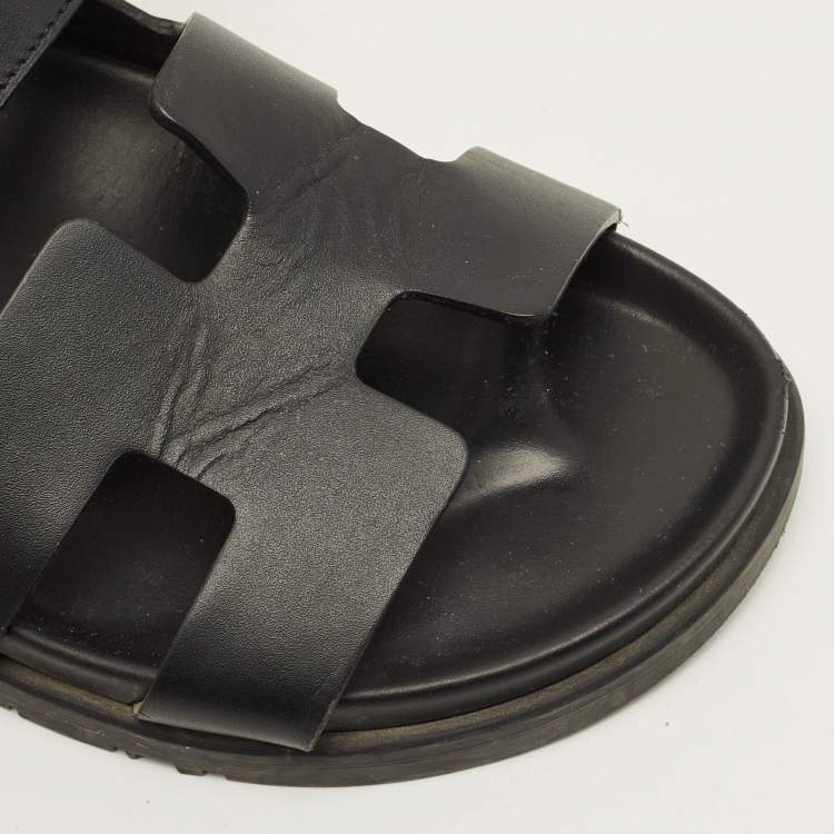 مملوكة مسبقًا Hermes Chypre Size 38 Black Leather Slide Sandals