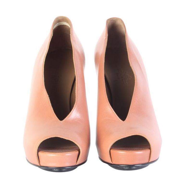 Pre Owned Hermes Pink/Peach Leather Heels Size 37
