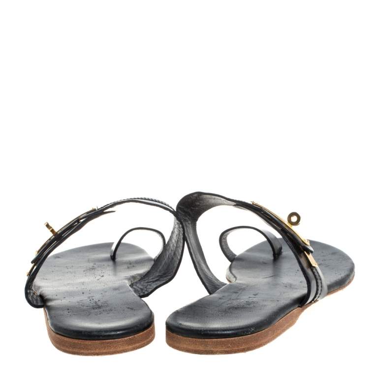 Pre Owned Hermes Black Leather Turn-Lock Embellished Ring Toe Flats Size 41