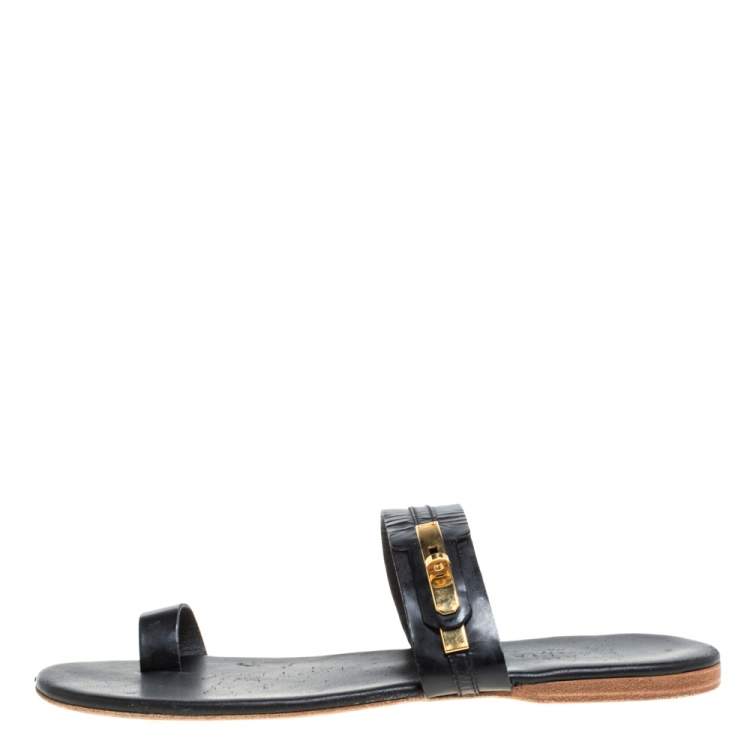 Pre Owned Hermes Black Leather Turn-Lock Embellished Ring Toe Flats Size 41