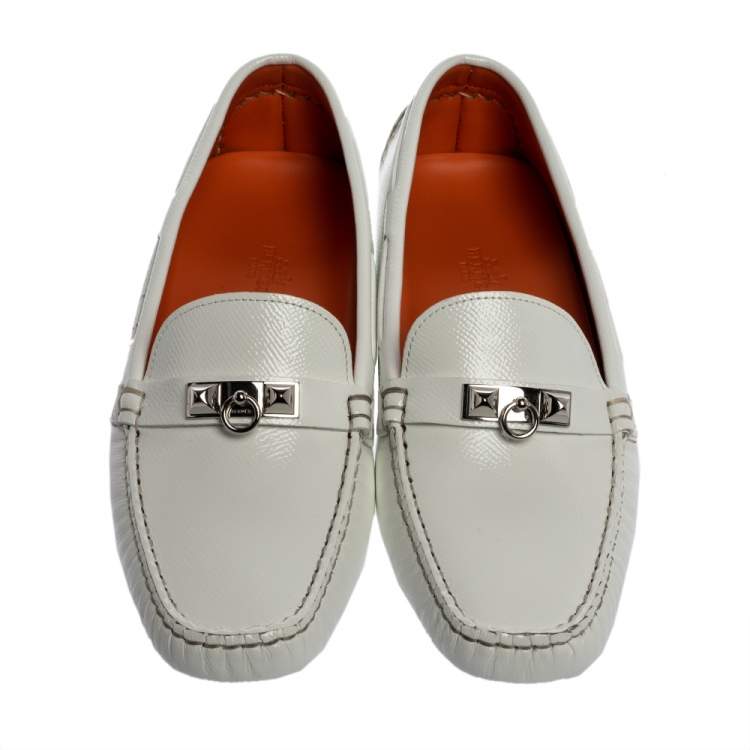 Pre Owned Hermes White Glossy Leather Irving Loafer Size 39