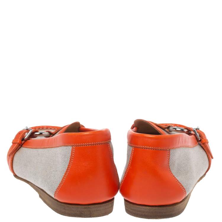 مملوكة مسبقًا Hermes Beige/Orange Canvas and Leather Loafers Size 39.5