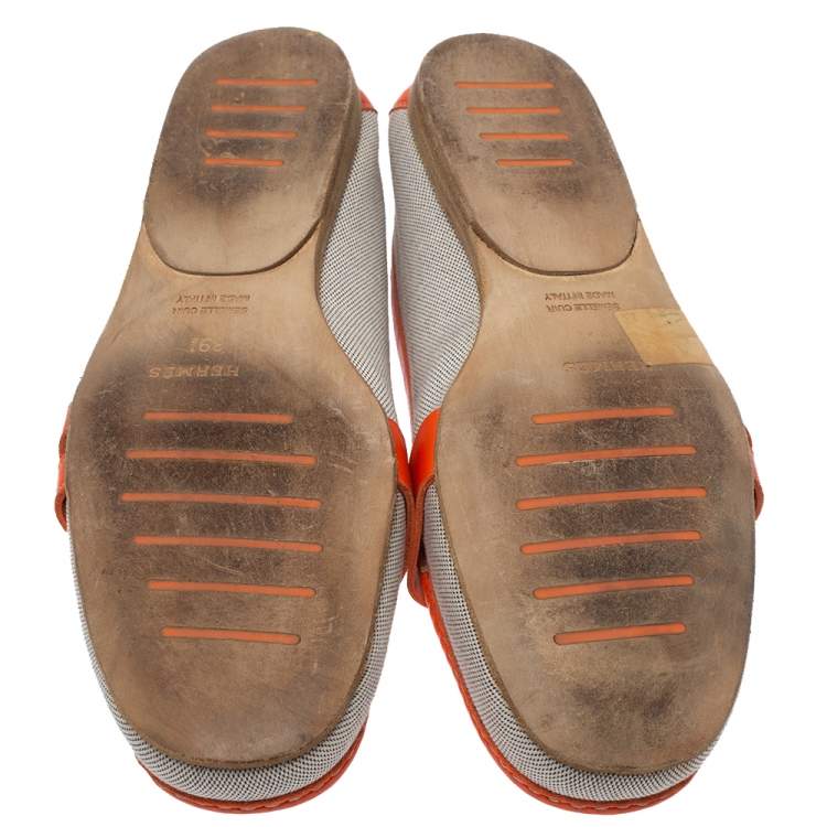 مملوكة مسبقًا Hermes Beige/Orange Canvas and Leather Loafers Size 39.5