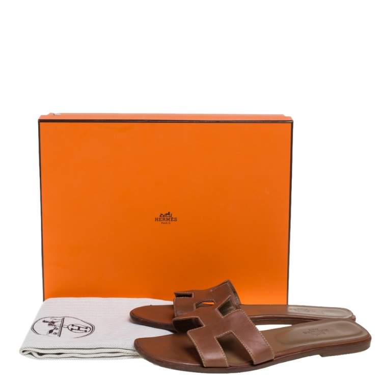 Pre Owned Hermes Brown Leather Oran Slide Sandals Size 38.5