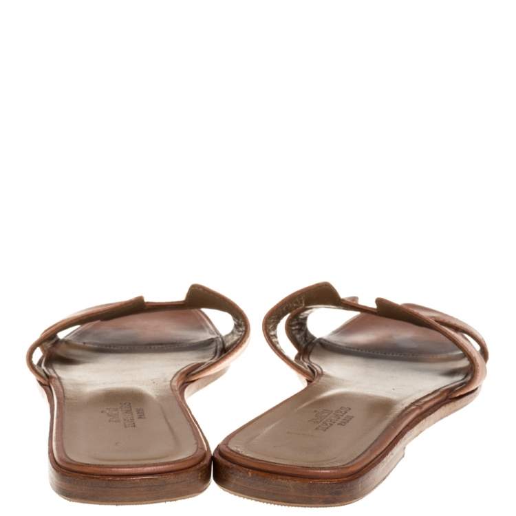 Pre Owned Hermes Brown Leather Oran Slide Sandals Size 38.5