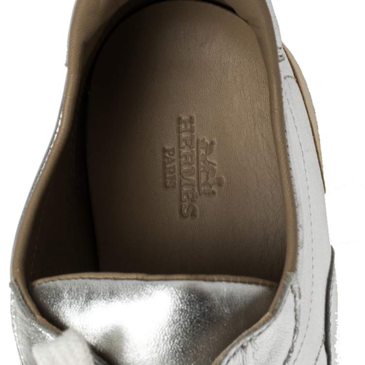 مملوكة مسبقًا Hermès Metallic Silver/Tan Leather Trail Low Top Sneakers Size 40