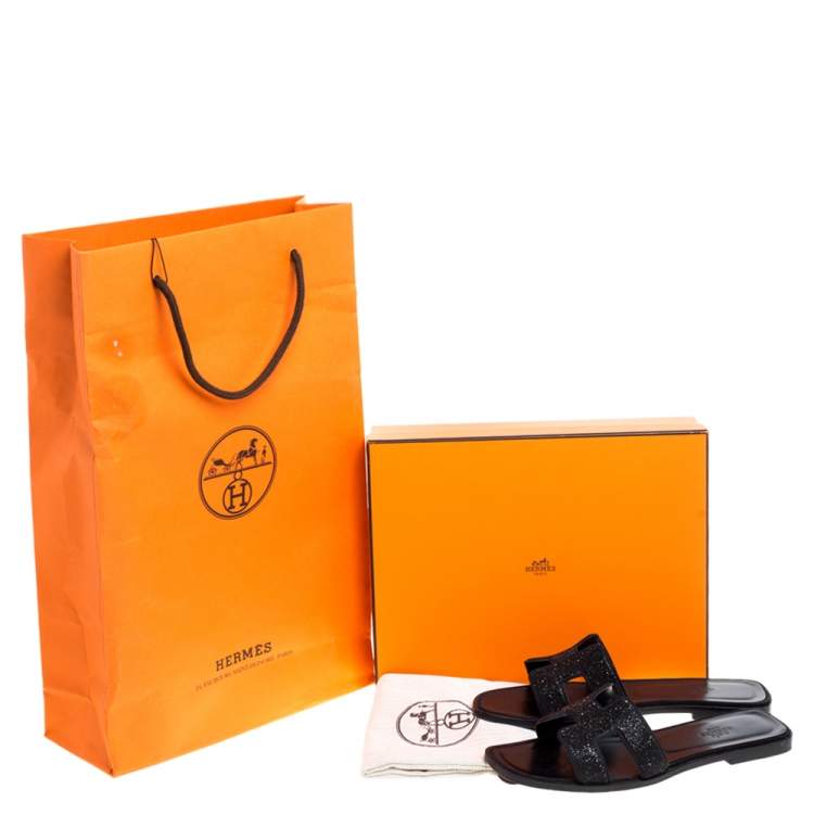 Pre Owned Hermes Black Glitter Leather Oran Flat Slides Size 38.5