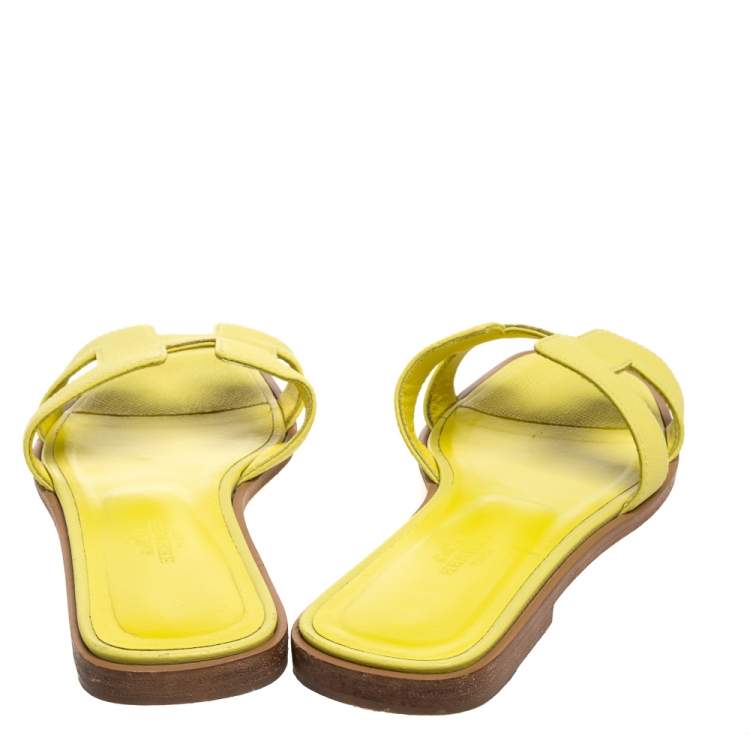 Pre Owned Hermes Yellow Leather Oran Flat Slides Size 37.5