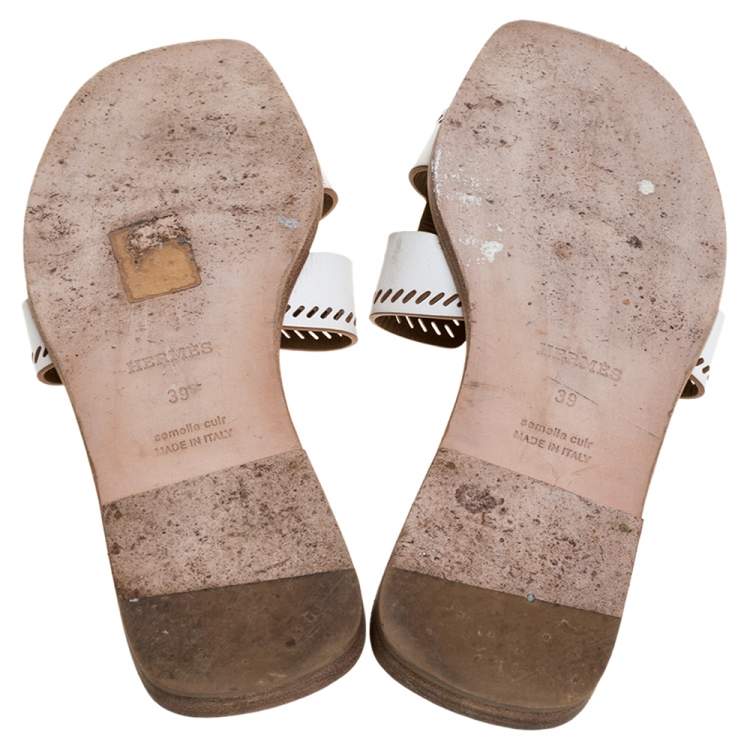 Pre Owned Hermes White Leather Oran Flat Slides Size 39