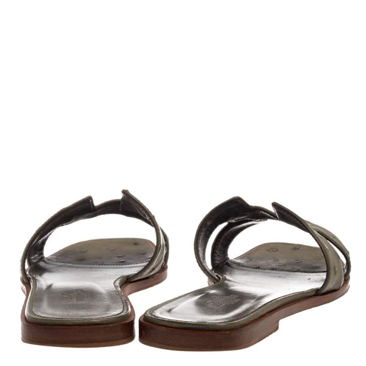 Pre Owned Hermes Grey Ostrich Leather Oran Flats Size 39