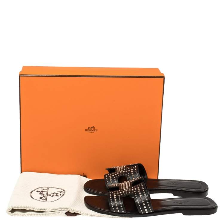 Pre Owned Hermes Black Leather Studded Oran Flats Size 38