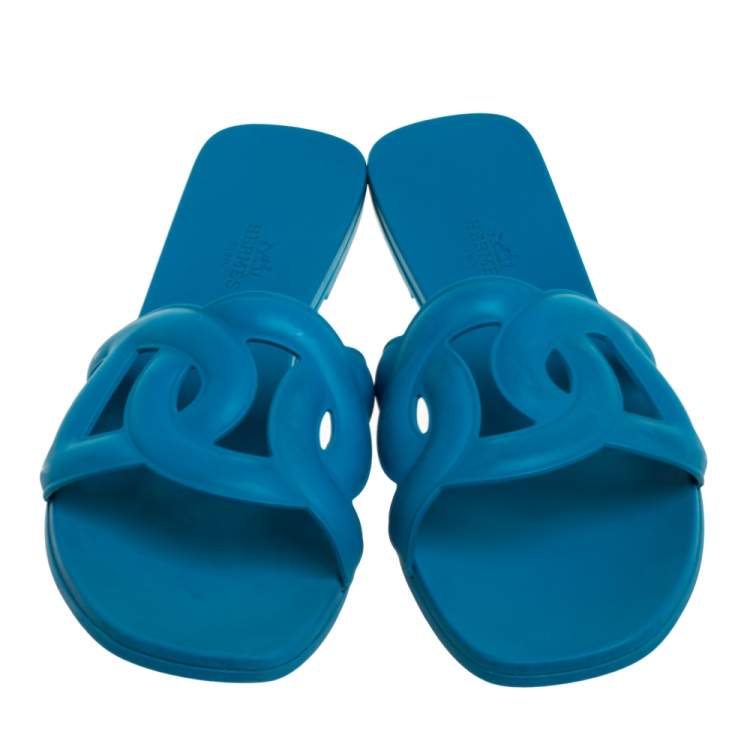 Pre Owned Hermes Blue Rubber Omaha Slide Sandals Size 39