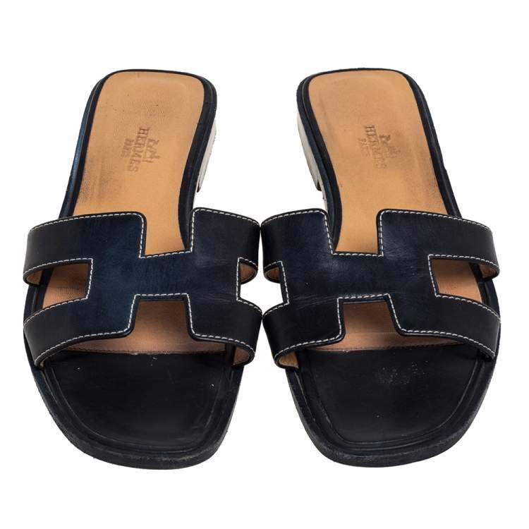 Pre Owned Hermes Black Leather Oran Flat Slides Size 36