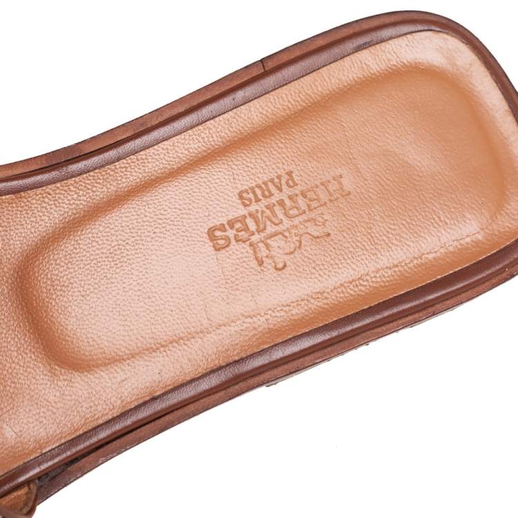 Pre Owned Hermes Brown Leather Oran Flat Slides Size 36.5