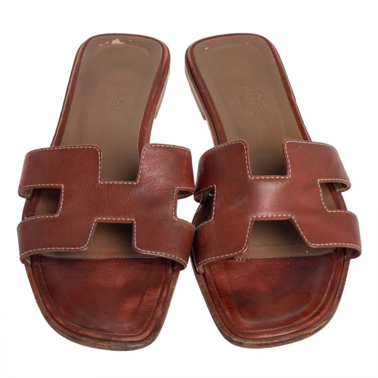 Pre Owned Hermes Brown Leather Oran Flat Sandals Size 37.5