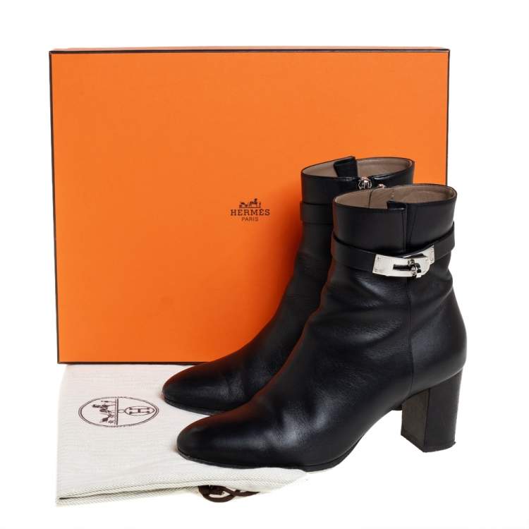 مملوكة مسبقًا Hermes Black Leather Kelly Ankle Boots Size 37.5