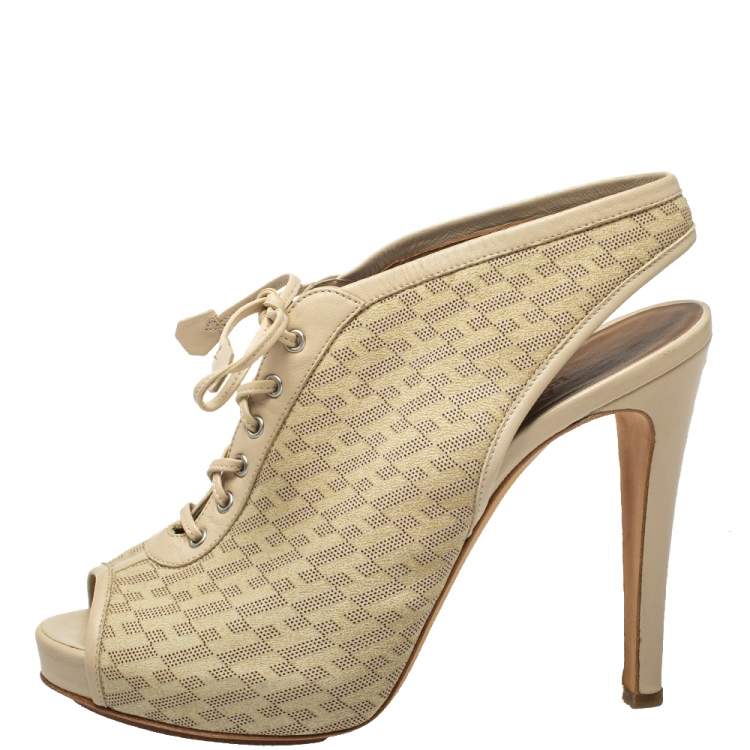 Pre Owned Hermes Beige Perforated Leather Garrigue Peep Toe Booties Size 40