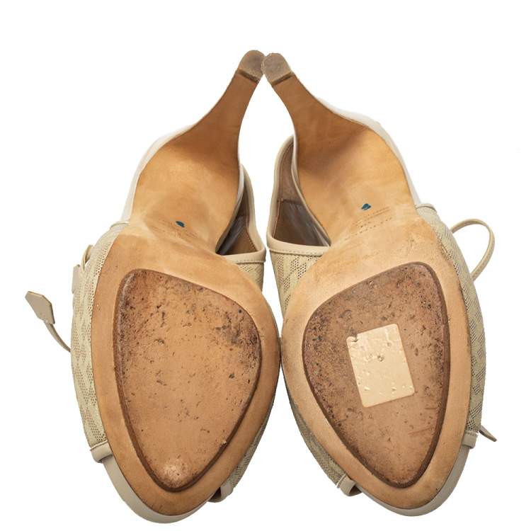Pre Owned Hermes Beige Perforated Leather Garrigue Peep Toe Booties Size 40