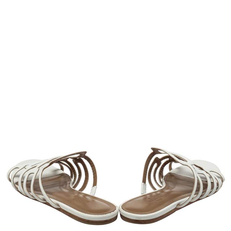Pre Owned Hermés White Leather Olympe Flat Slides Size 37