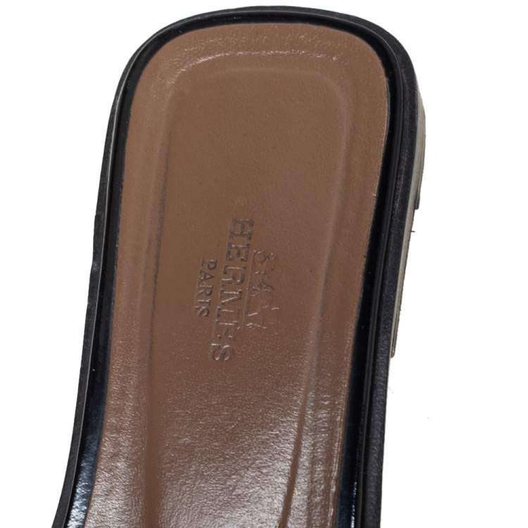Pre Owned Hermes Black Patent Leather Oran Flat Slides Size 39.5