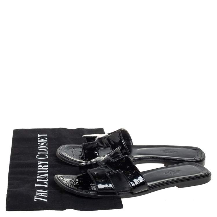 Pre Owned Hermes Black Patent Ostrich Leather Oran Flat Slides Size 38