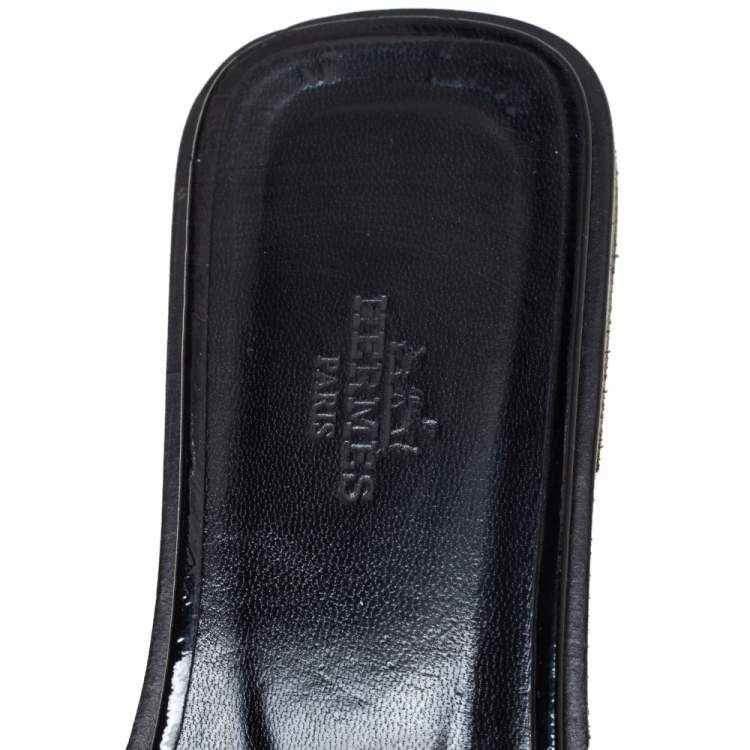 Pre Owned Hermes Black Patent Ostrich Leather Oran Flat Slides Size 38