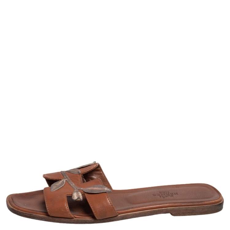 Pre Owned Hermès Brown Leather Gold Leaves Oran Flats Size 37.5