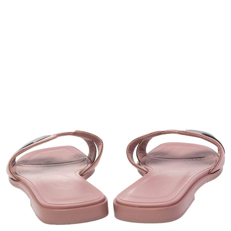 Pre Owned Hermes Pink/Black Leather Oran Flat Slide Size 35.5