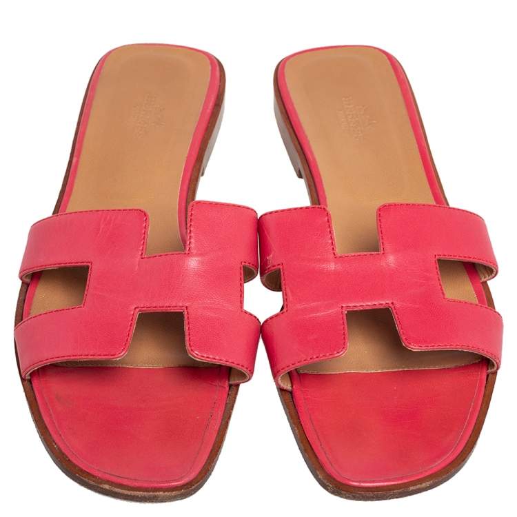 Pre Owned Hermes Pink Leather Oran Slide Flats Size 40.5