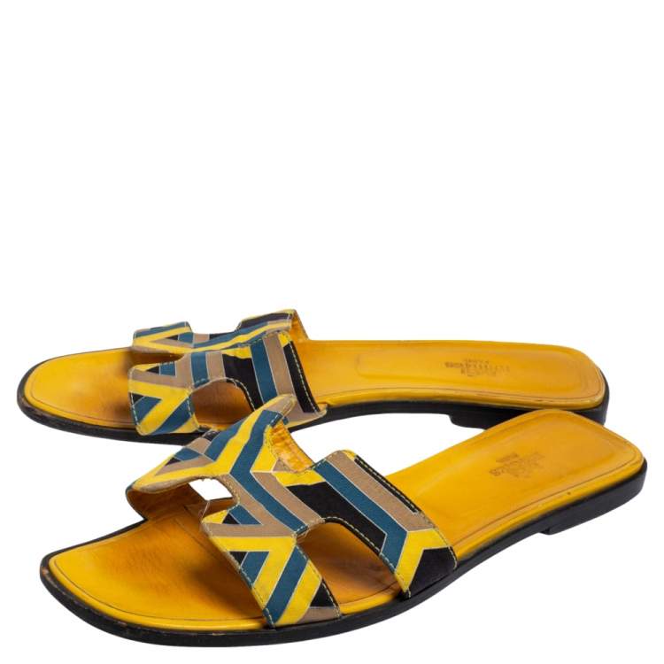 Pre Owned Hermes Multicolor Fabric Oran Flats Size 40