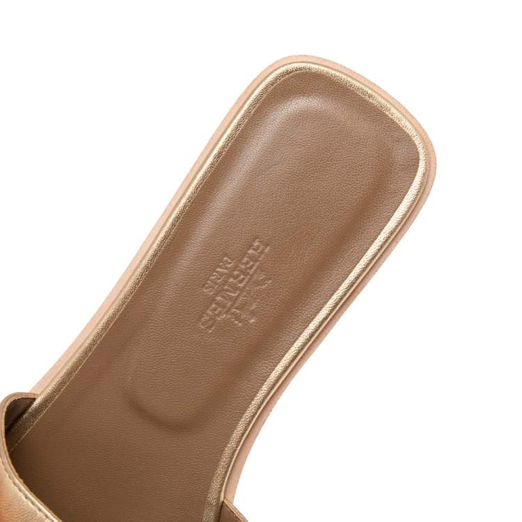 Pre Owned Hermes Gold Leather Oran Flat Sandals Size 38