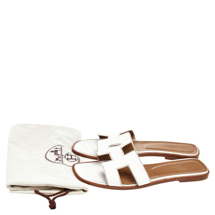 Pre Owned Hermes White Leather Oran Flats Size 39