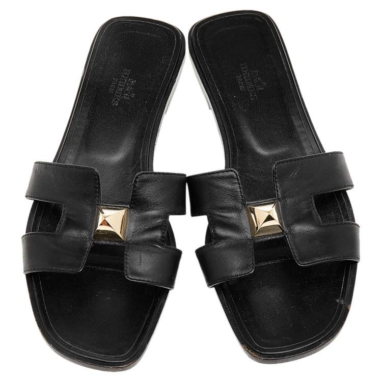 Pre Owned Hermes Black Leather Medor Pyramid Oran Flat Slides Size 38.5
