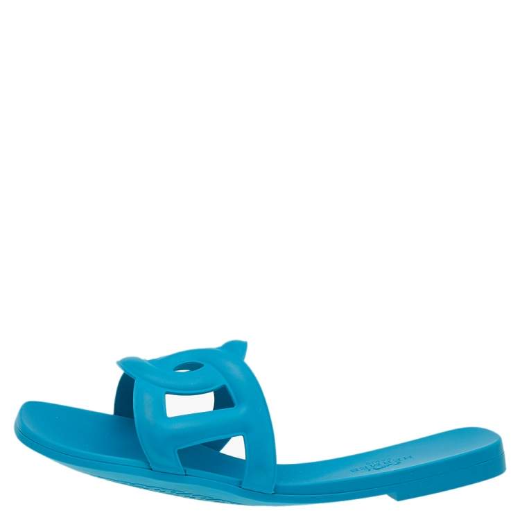 Pre Owned Hermes Blue Rubber Aloha Flat Slides Size 35
