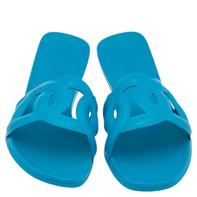 Pre Owned Hermes Blue Rubber Aloha Flat Slides Size 35