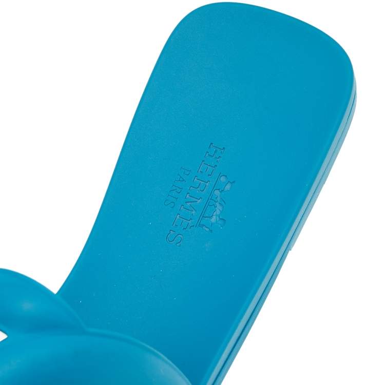 Pre Owned Hermes Blue Rubber Aloha Flat Slides Size 35