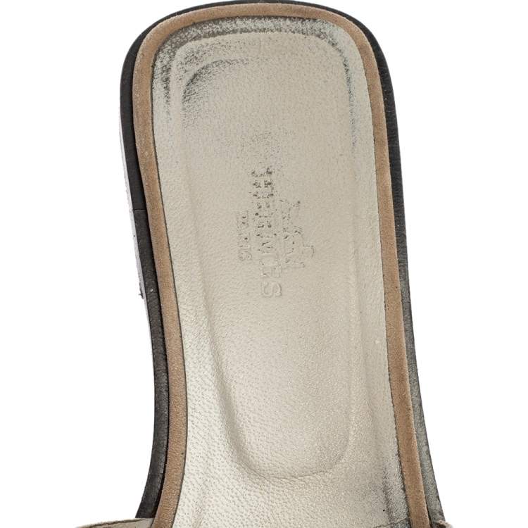 Pre Owned Hermes Grey/Silver Glitter Oran Slide Flats Size 38.5