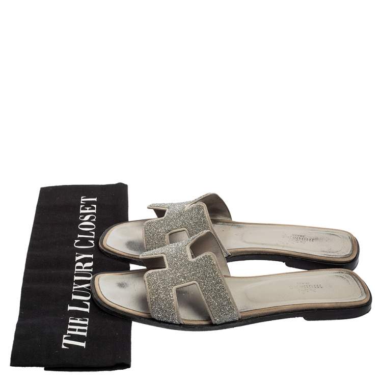Pre Owned Hermes Grey/Silver Glitter Oran Slide Flats Size 38.5