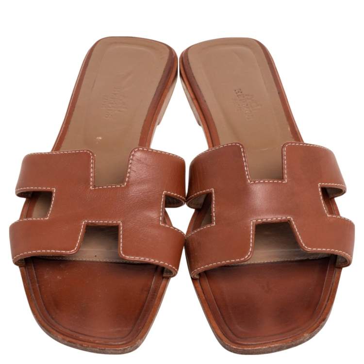 Pre Owned Hermes Brown Leather Oran Sandals Size 40