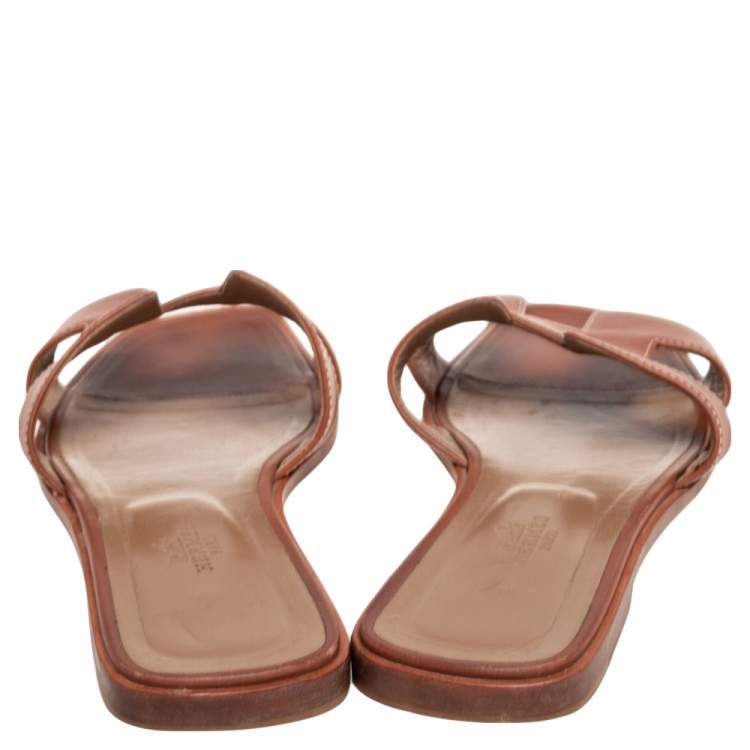 Pre Owned Hermes Brown Leather Oran Sandals Size 40